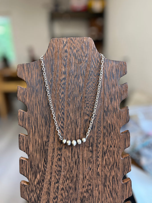 Navajo Pearl Beaded Bar - 16"