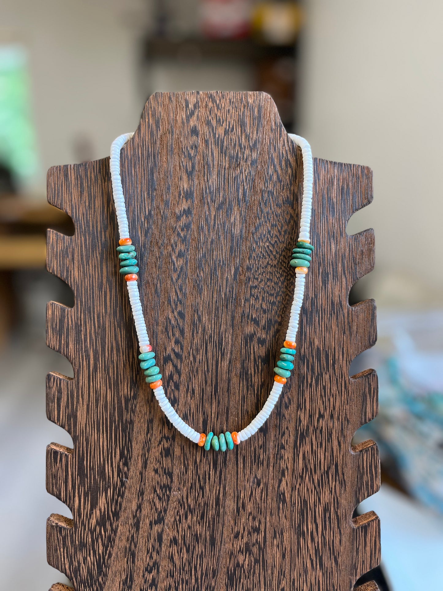 Howlite, Turquoise, and Spiny Oyster Necklace