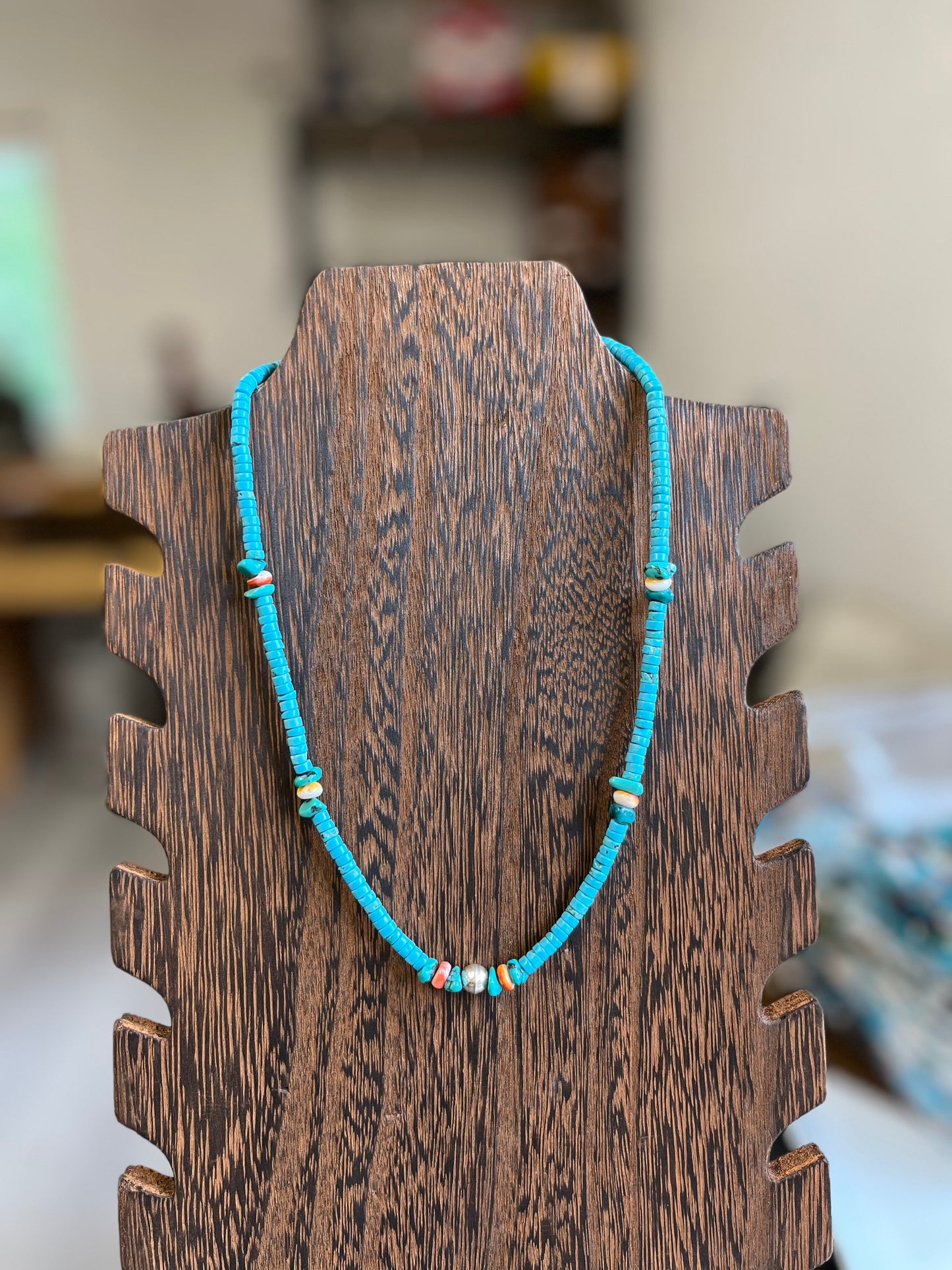 Turquoise Chip, Spiny Oyster, and Navajo Pearls Necklace - 18"